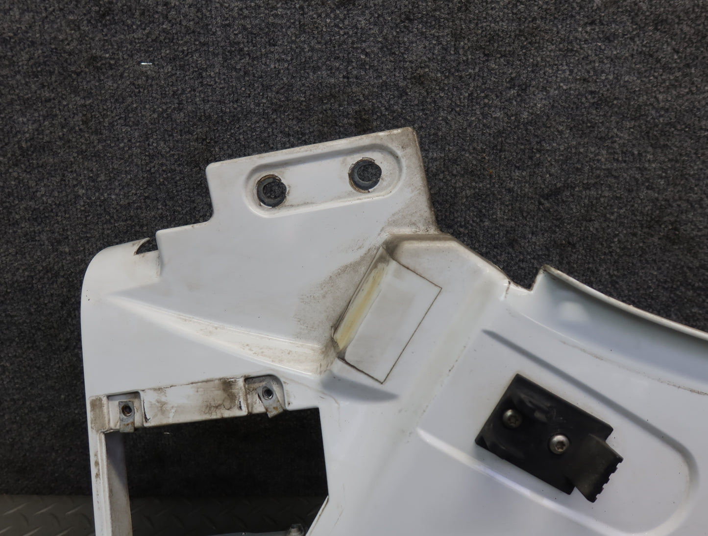 2003-2007 Hummer H2 Front Right Fender Shell Panel Cover Olympic White 15062998