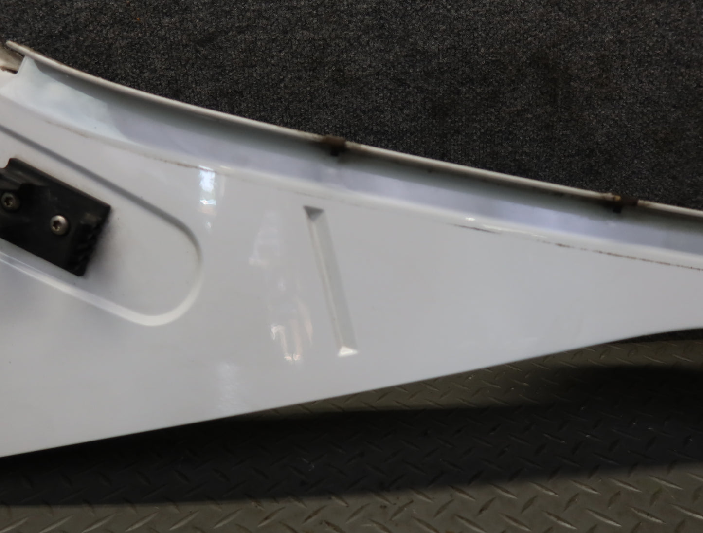 2003-2007 Hummer H2 Front Right Fender Shell Panel Cover Olympic White 15062998