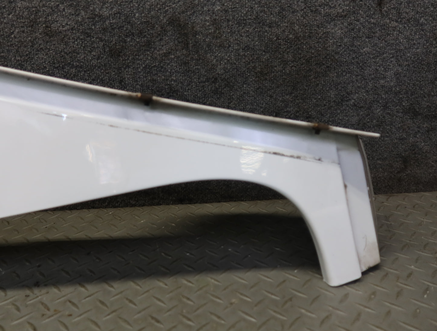 2003-2007 Hummer H2 Front Right Fender Shell Panel Cover Olympic White 15062998