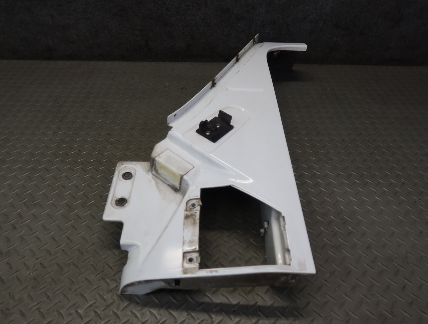 2003-2007 Hummer H2 Front Right Fender Shell Panel Cover Olympic White 15062998