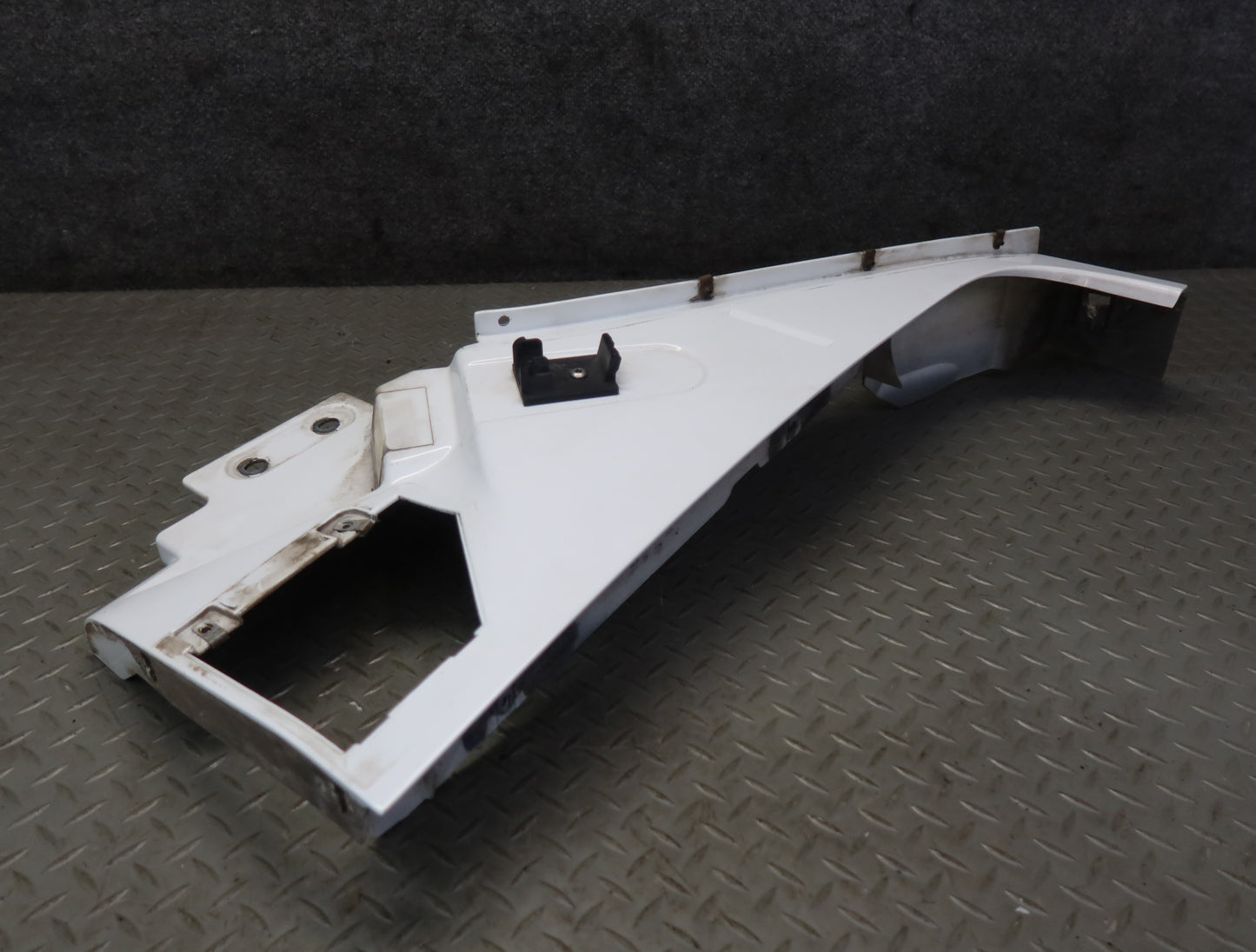 2003-2007 Hummer H2 Front Right Fender Shell Panel Cover Olympic White 15062998