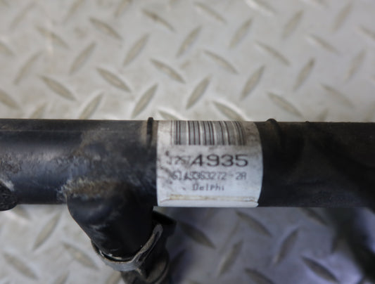 03-04 Chevrolet SSR V8 5.3L Right Fuel Rail Pipe w Injectors Assy 51K Miles OEM