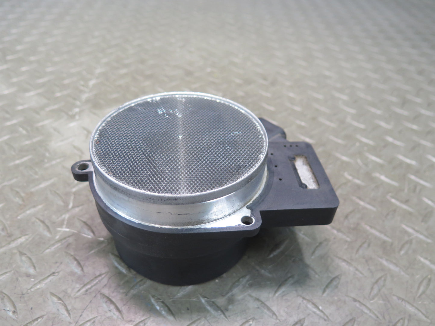 2003-2007 Hummer H2 Mass Air Flow Meter MAF Sensor