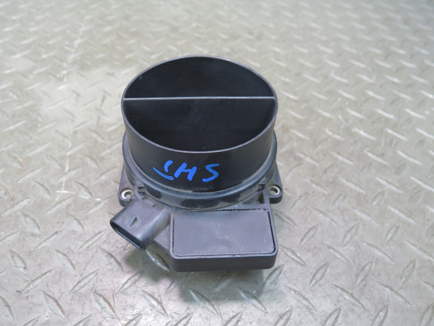 2003-2007 Hummer H2 Mass Air Flow Meter MAF Sensor
