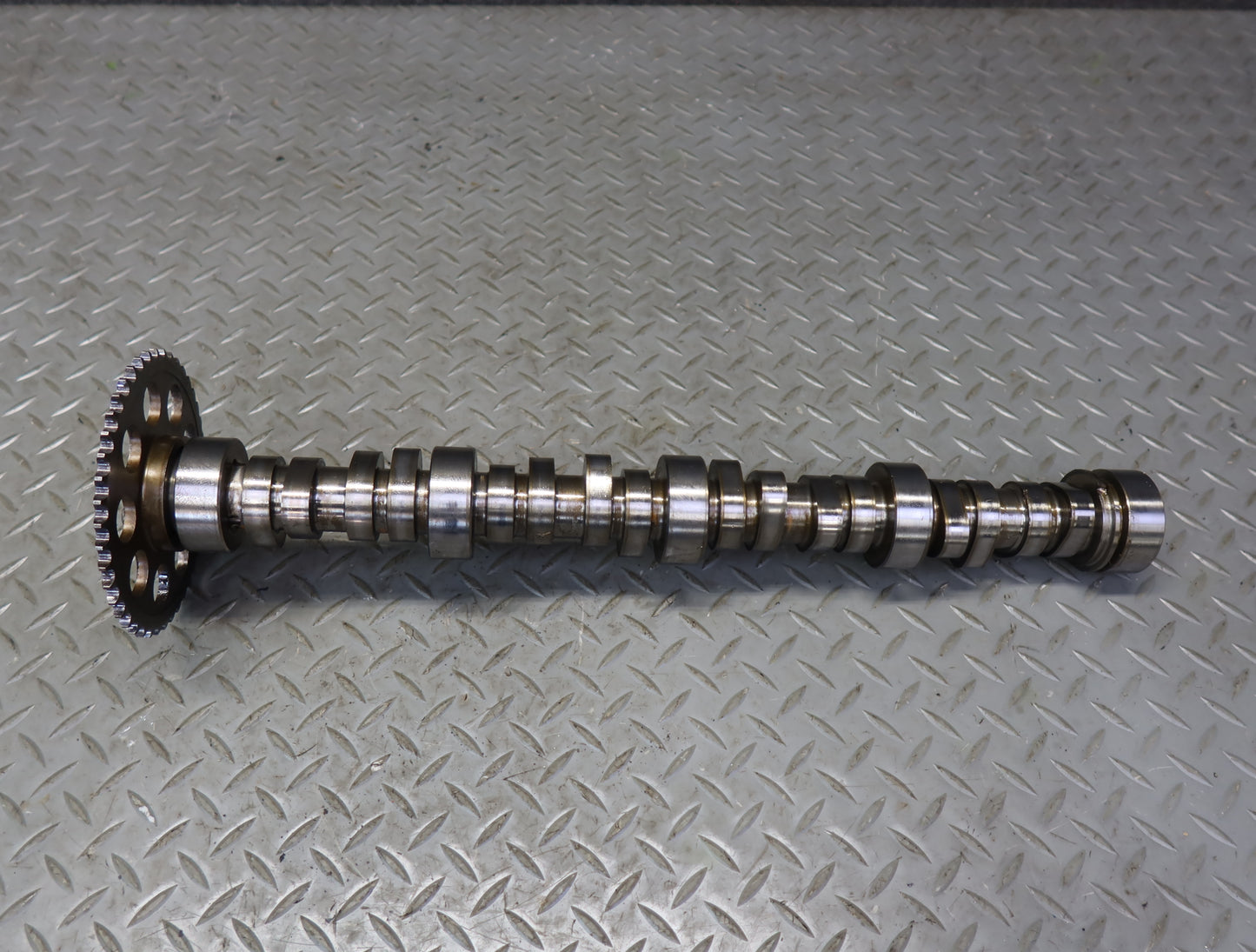 03-04 Chevrolet SSR V8 5.3L LM4 Engine Motor Camshaft 51K Miles OEM