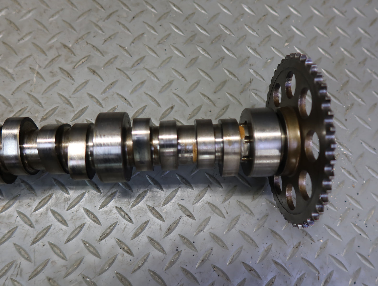 03-04 Chevrolet SSR V8 5.3L LM4 Engine Motor Camshaft 51K Miles OEM