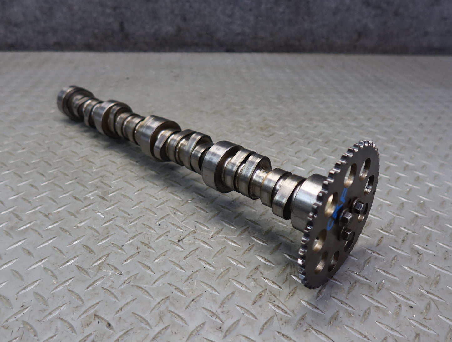03-04 Chevrolet SSR V8 5.3L LM4 Engine Motor Camshaft 51K Miles OEM
