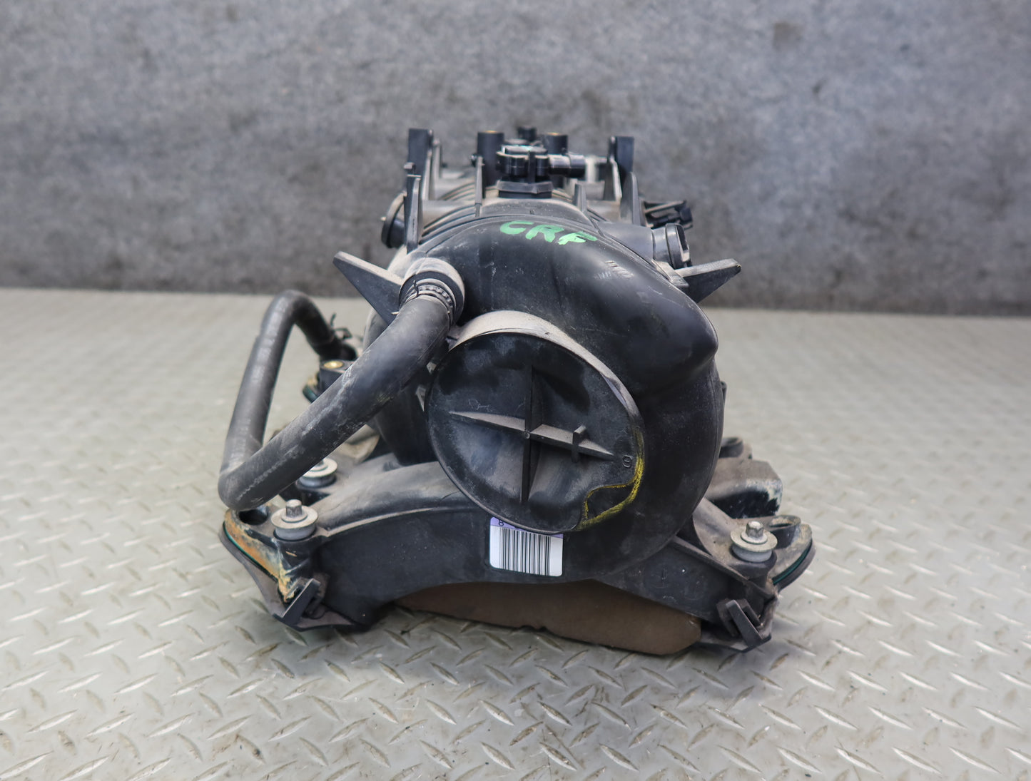 03-04 Chevrolet SSR 5.3L LM4 Engine Intake Manifold w Throttle Body 51K OEM