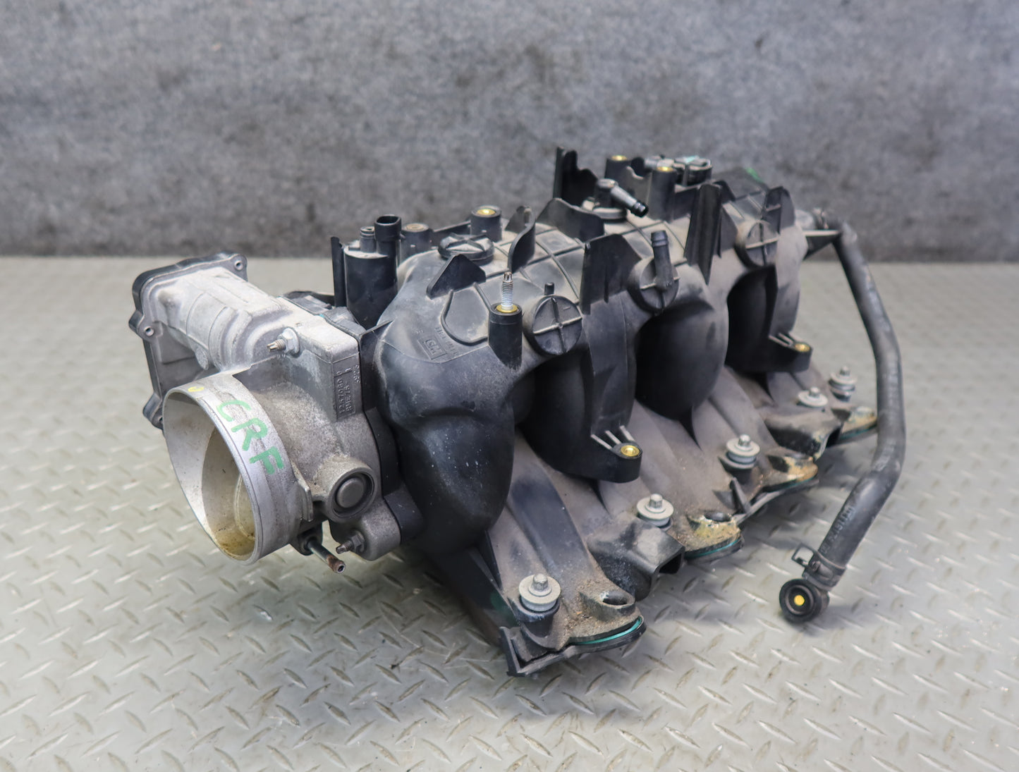 03-04 Chevrolet SSR 5.3L LM4 Engine Intake Manifold w Throttle Body 51K OEM