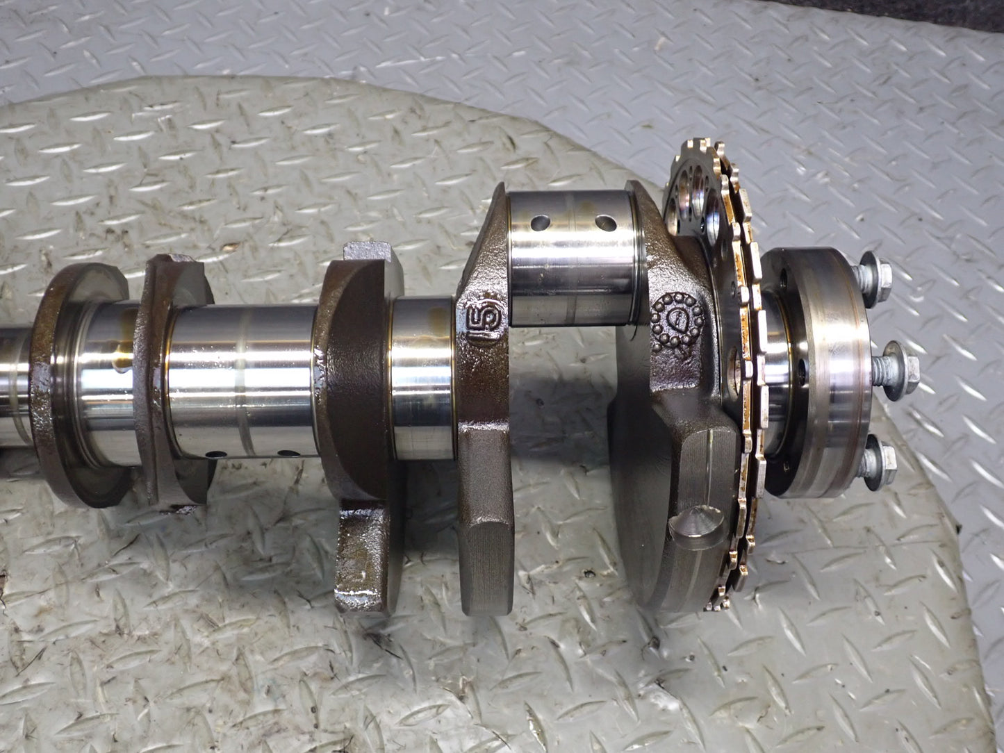 03-04 Chevrolet SSR V8 5.3L LM4 Engine Motor Crankshaft 51K Miles OEM