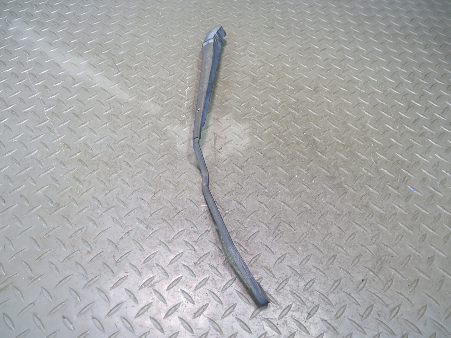 2003-2009 Hummer H2 Front Windshield Left & Right Wiper Arm Set of 2