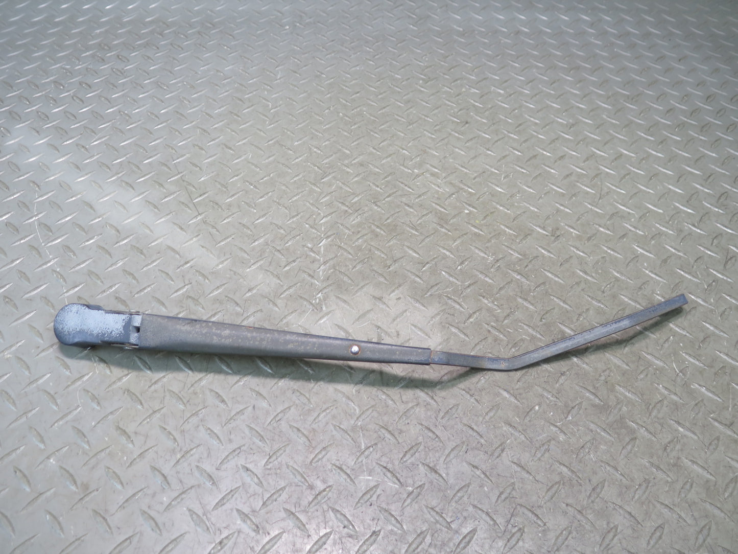 2003-2009 Hummer H2 Front Windshield Left & Right Wiper Arm Set of 2