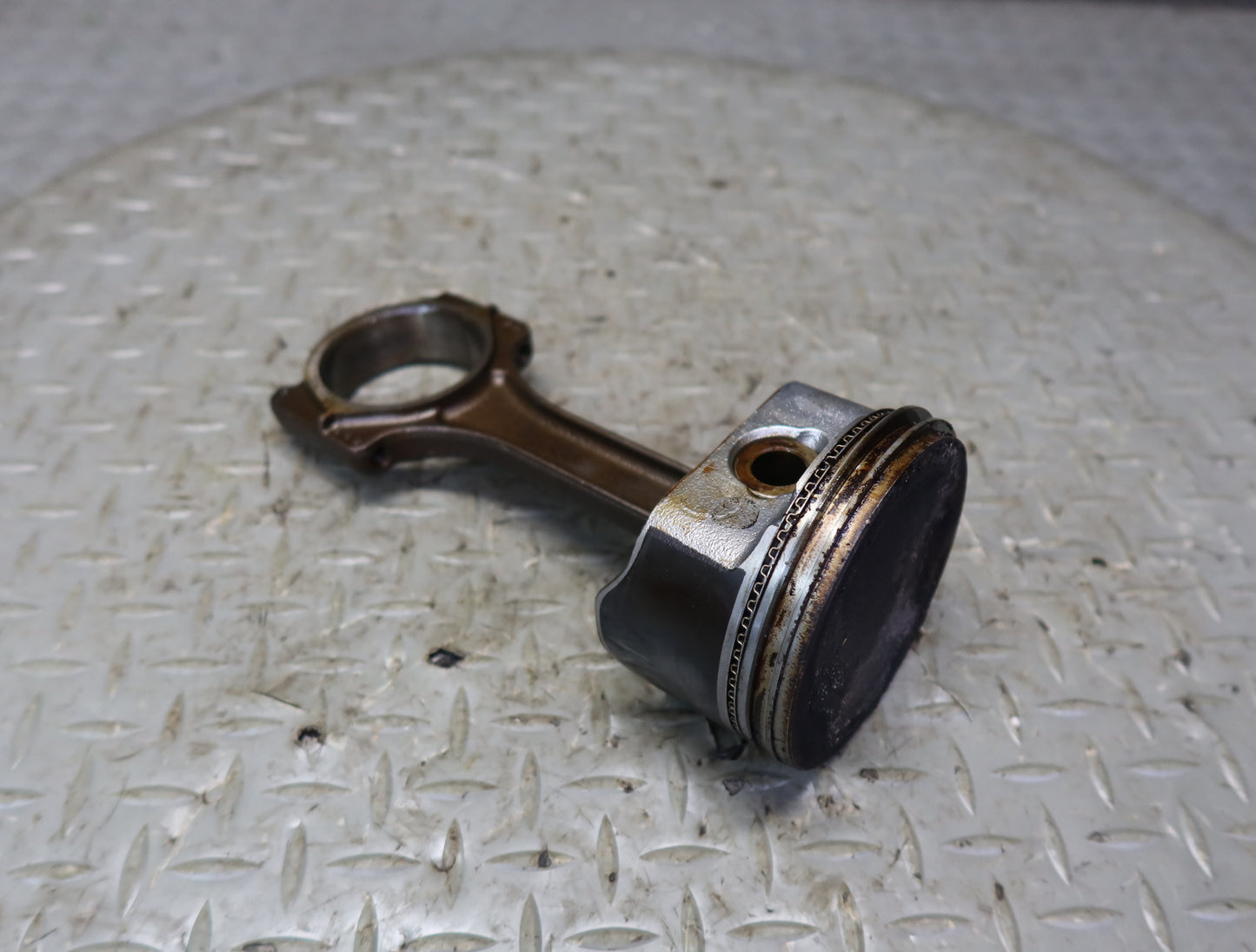 03-04 Chevrolet SSR 5.3L LM4 Set of 8 Engine Piston w Connecting Rod 51K OEM