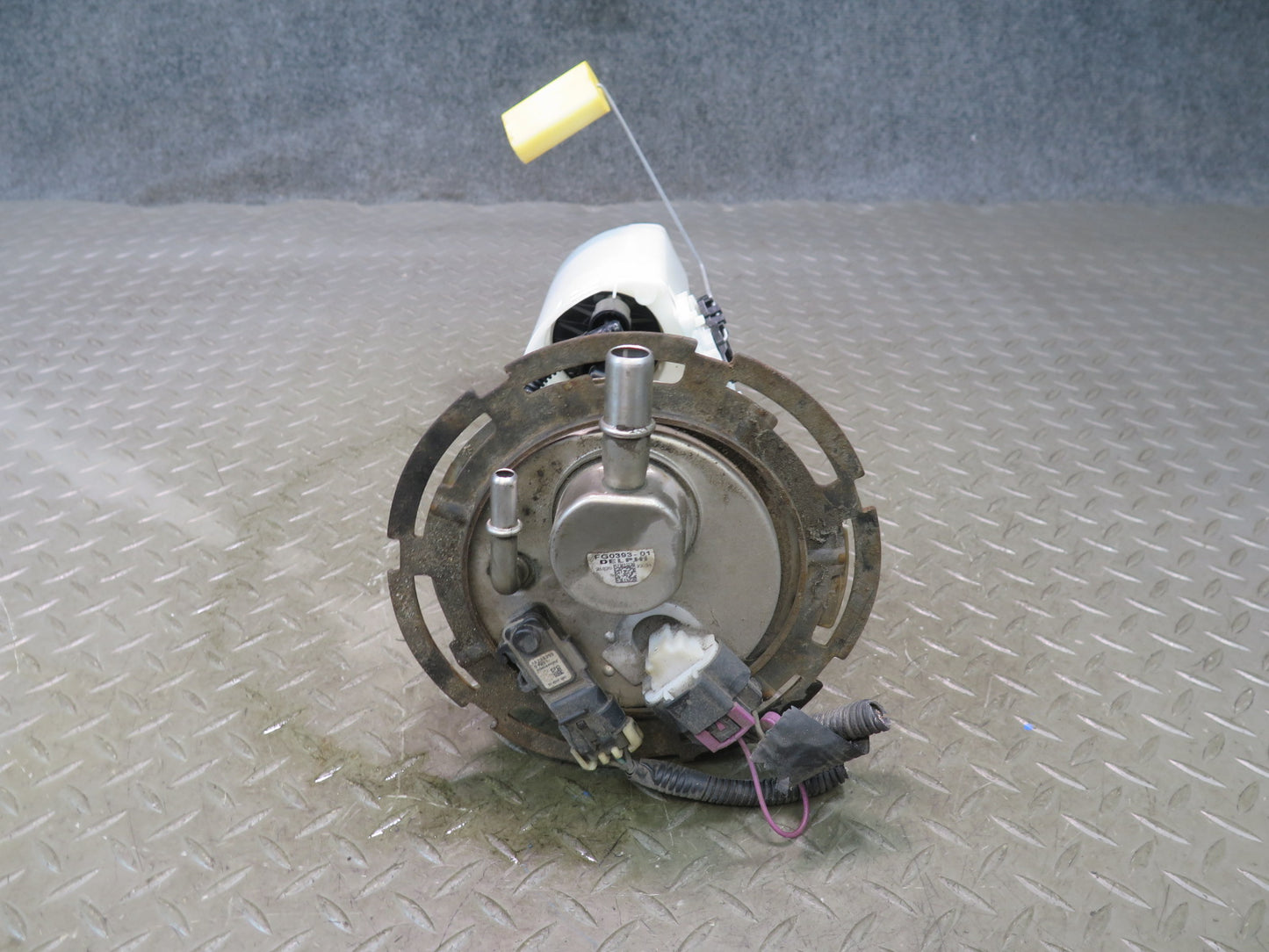 2004 Hummer H2 Fuel Pump Level Sensor Sending Unit Assembly