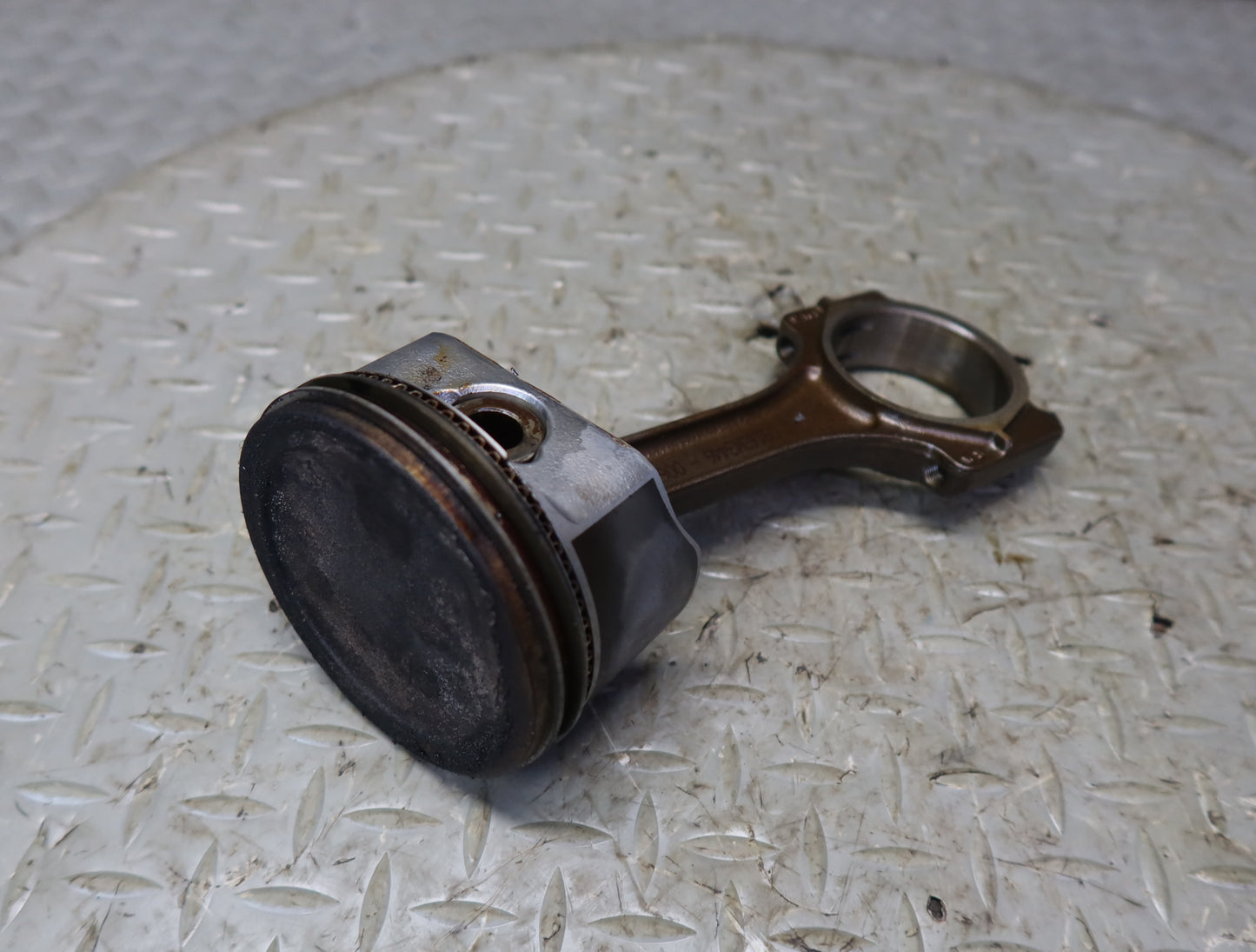 03-04 Chevrolet SSR 5.3L LM4 Set of 8 Engine Piston w Connecting Rod 51K OEM