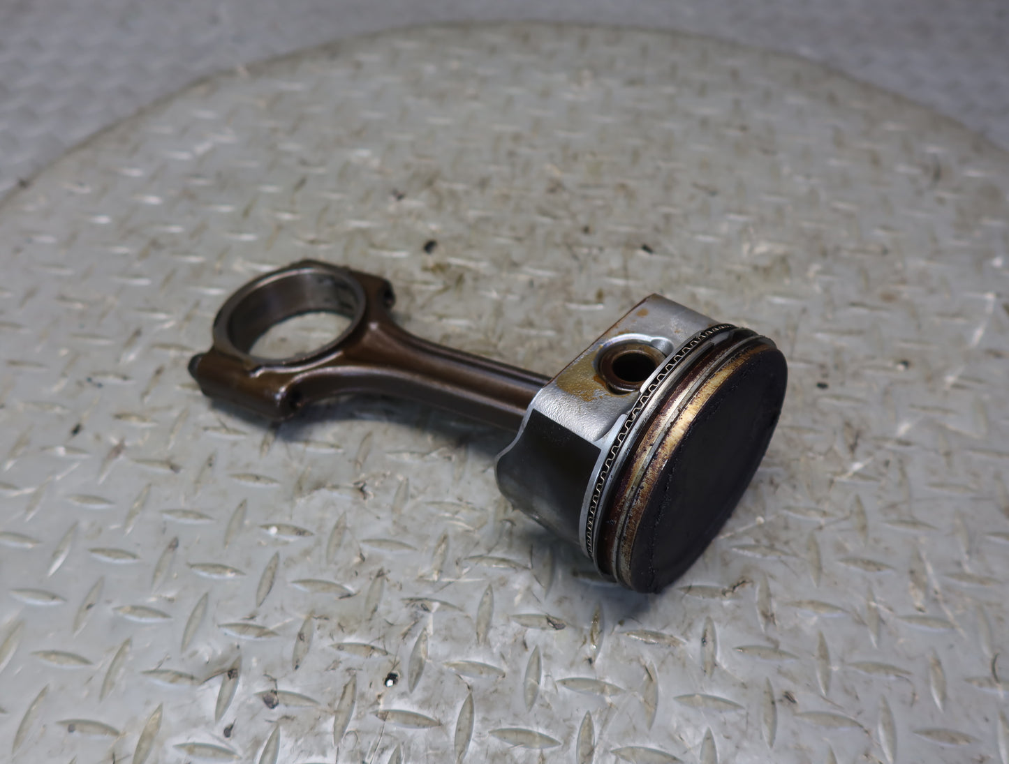 03-04 Chevrolet SSR 5.3L LM4 Set of 8 Engine Piston w Connecting Rod 51K OEM