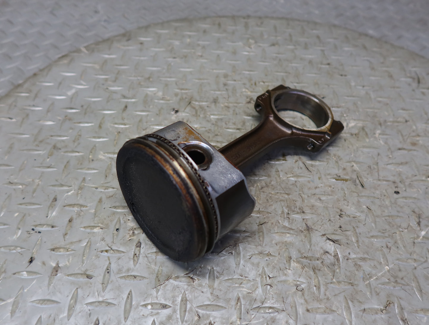 03-04 Chevrolet SSR 5.3L LM4 Set of 8 Engine Piston w Connecting Rod 51K OEM
