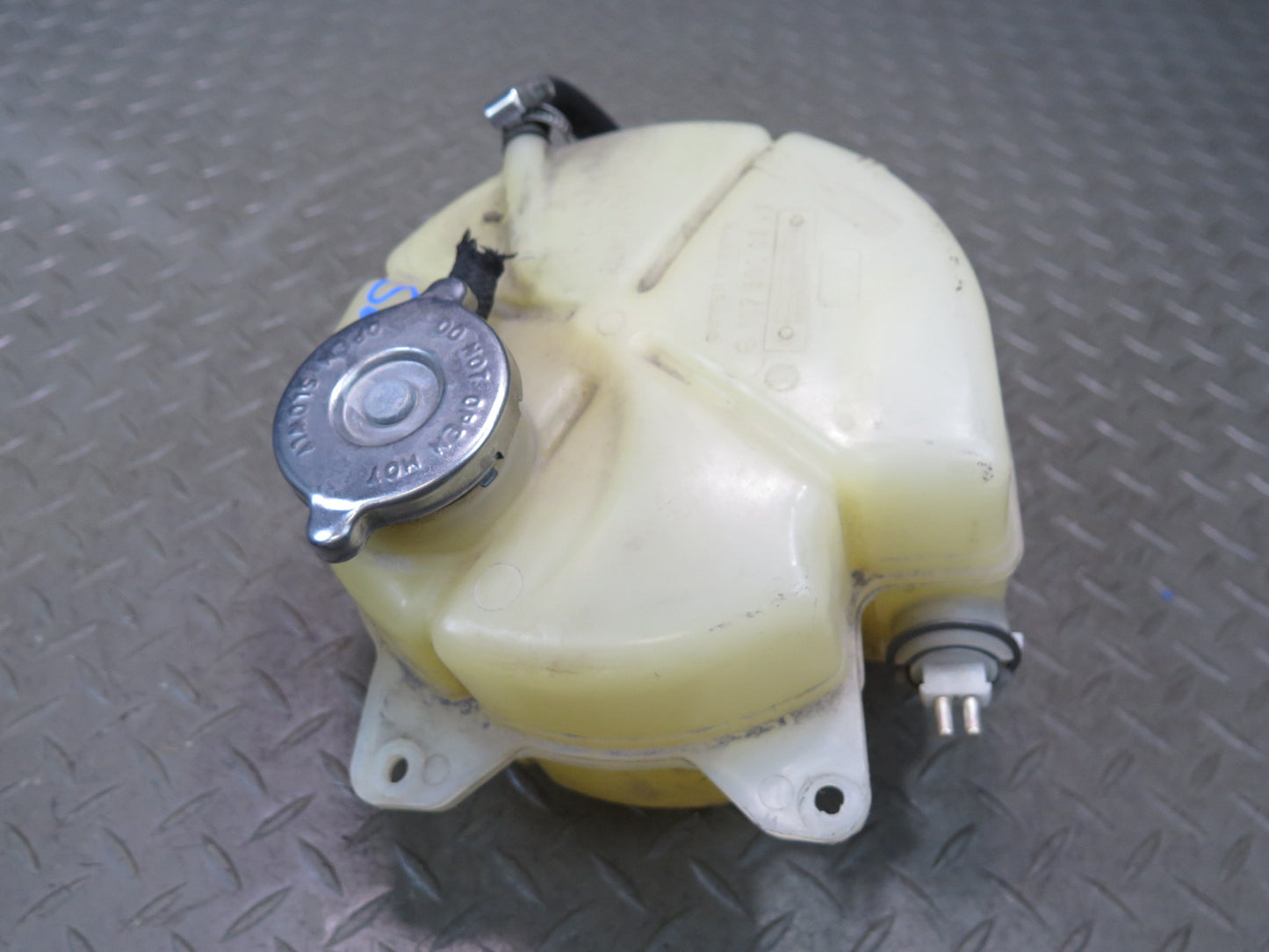 86-89 Mercedes R107 560SL Engine Coolant Expansion Overflow Reservoir Tank OEM