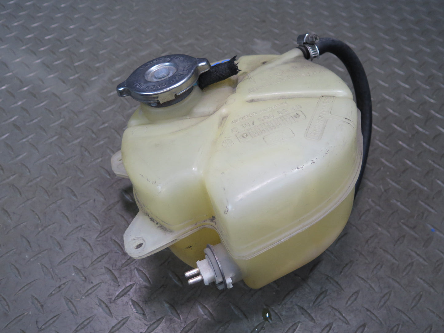 86-89 Mercedes R107 560SL Engine Coolant Expansion Overflow Reservoir Tank OEM