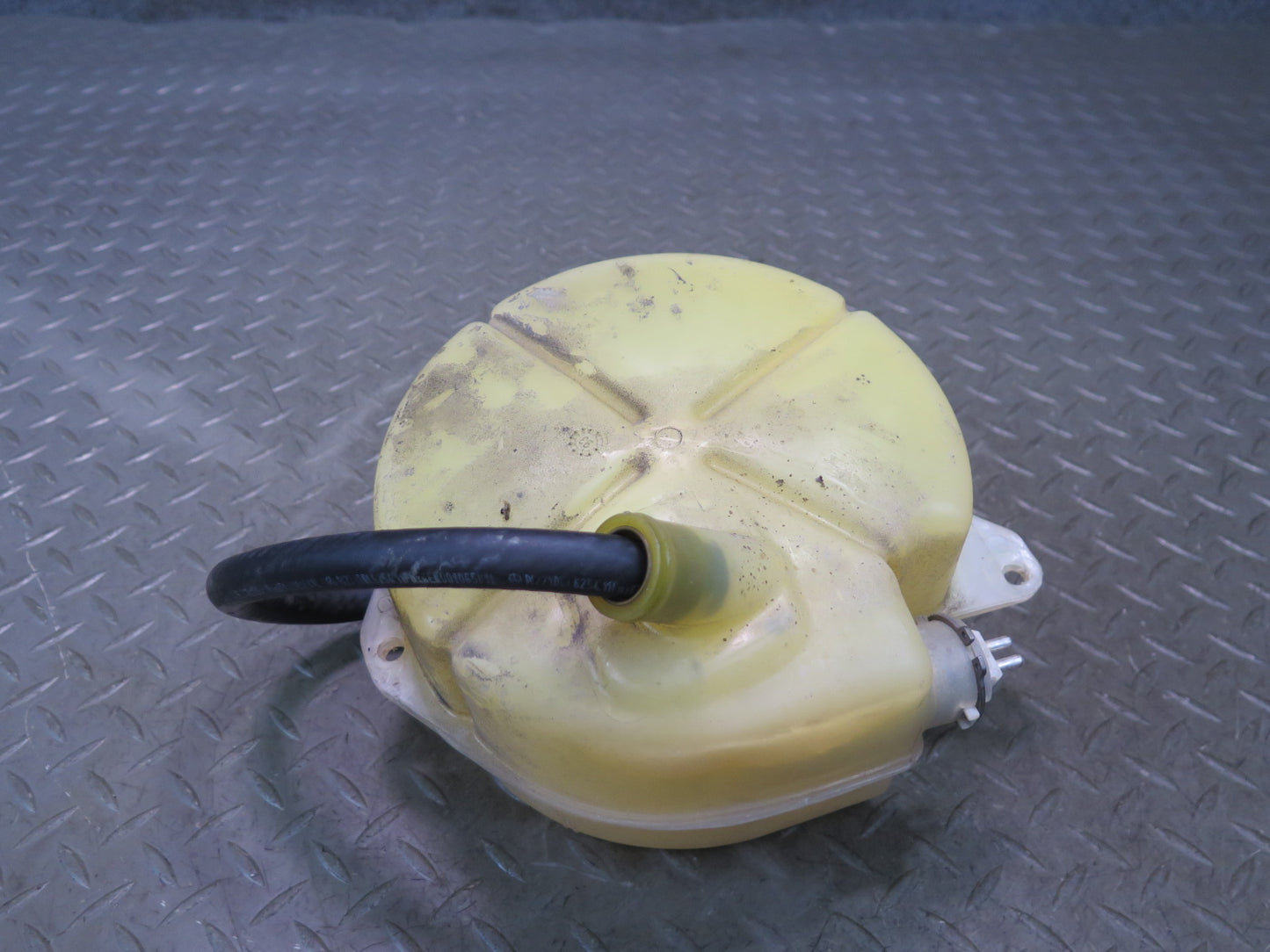 86-89 Mercedes R107 560SL Engine Coolant Expansion Overflow Reservoir Tank OEM