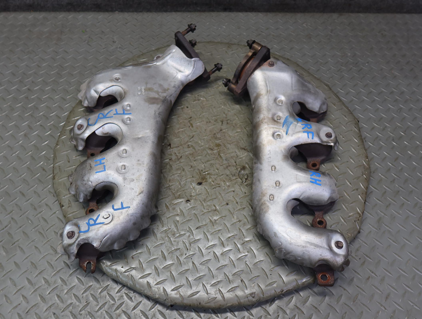 03-04 Chevrolet SSR V8 5.3L LM4 Left & Right Exhaust Manifold Header Set 51K OEM