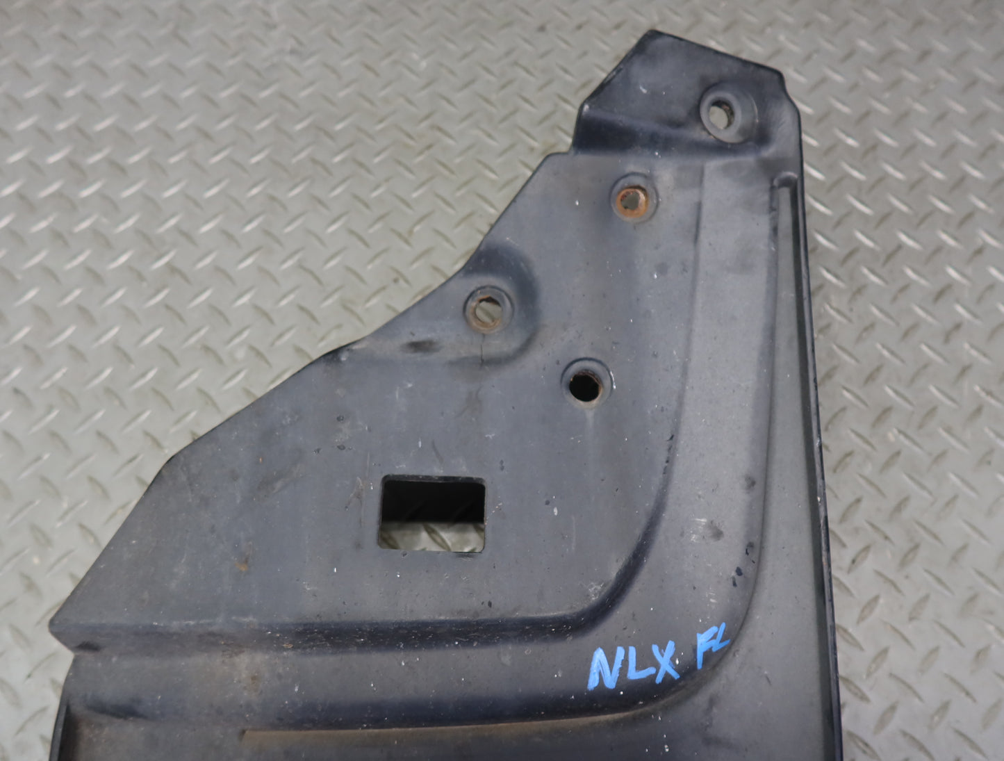 1996-1997 Lexus FZJ80L LX450 Rear Left MUD Flap Splash Guard
