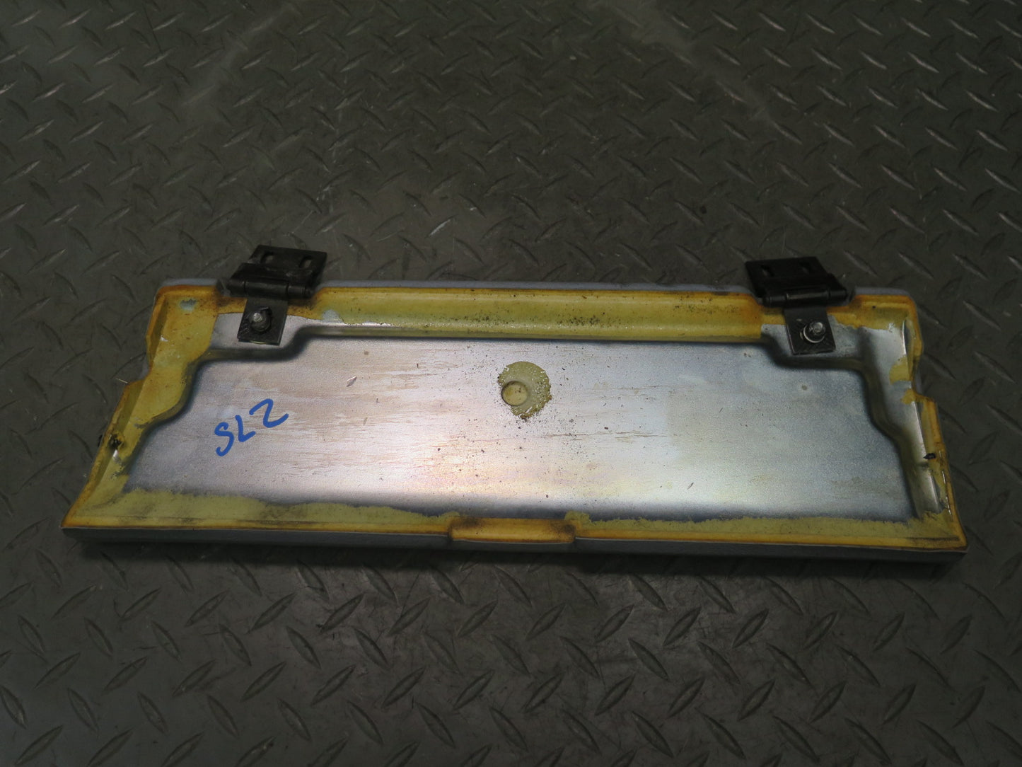 73-89 Mercedes R107 Dash Glove Box Door Lid Cover Gray OEM
