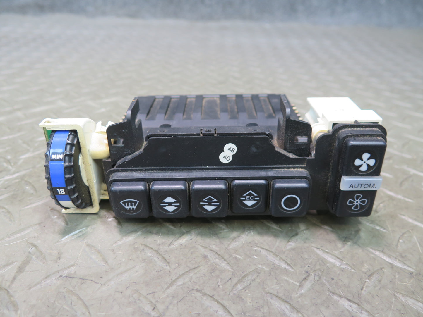 86-89 Mercedes R107 560SL A/C Heater Climate Control Switch Panel 1078302785 OEM