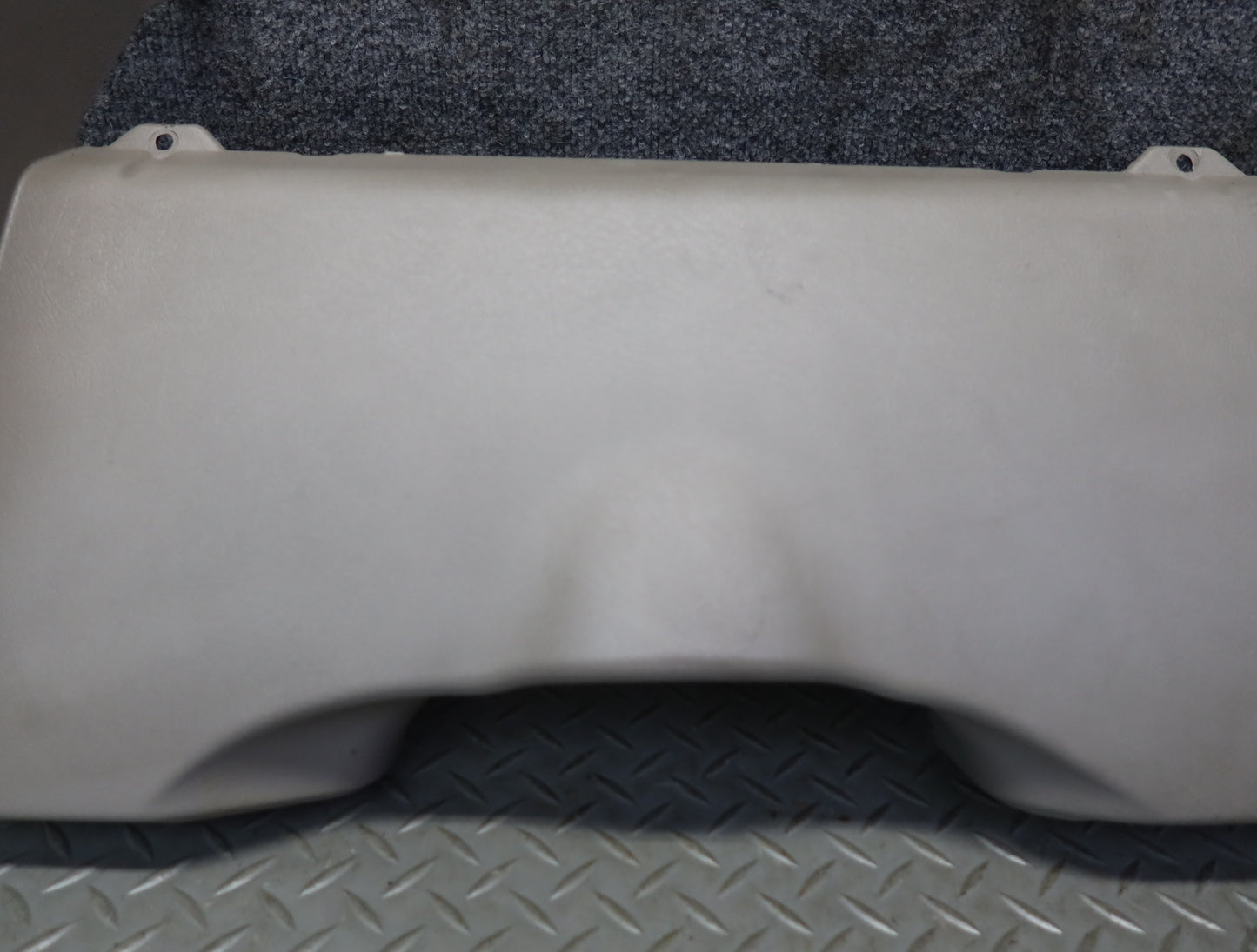 2003-2007 Hummer H2 Dash Front Left Lower Knee Trim Cover Panel 15058424