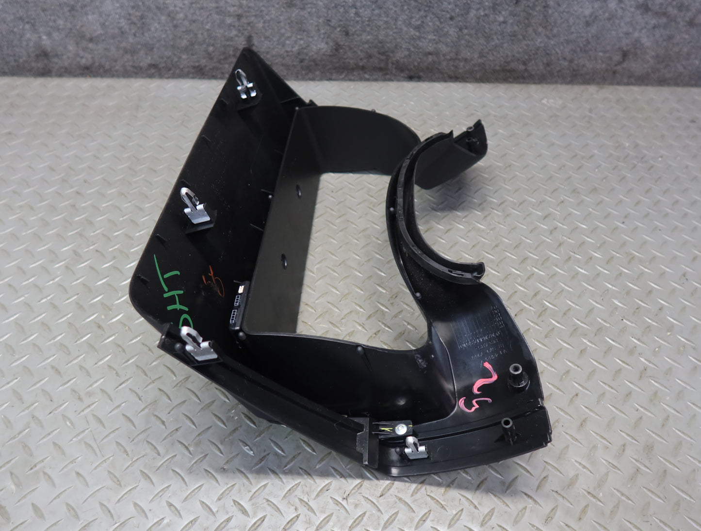 03-07 Hummer H2 Dash Instrument Cluster Speedometer Bezel Trim Panel 15177439