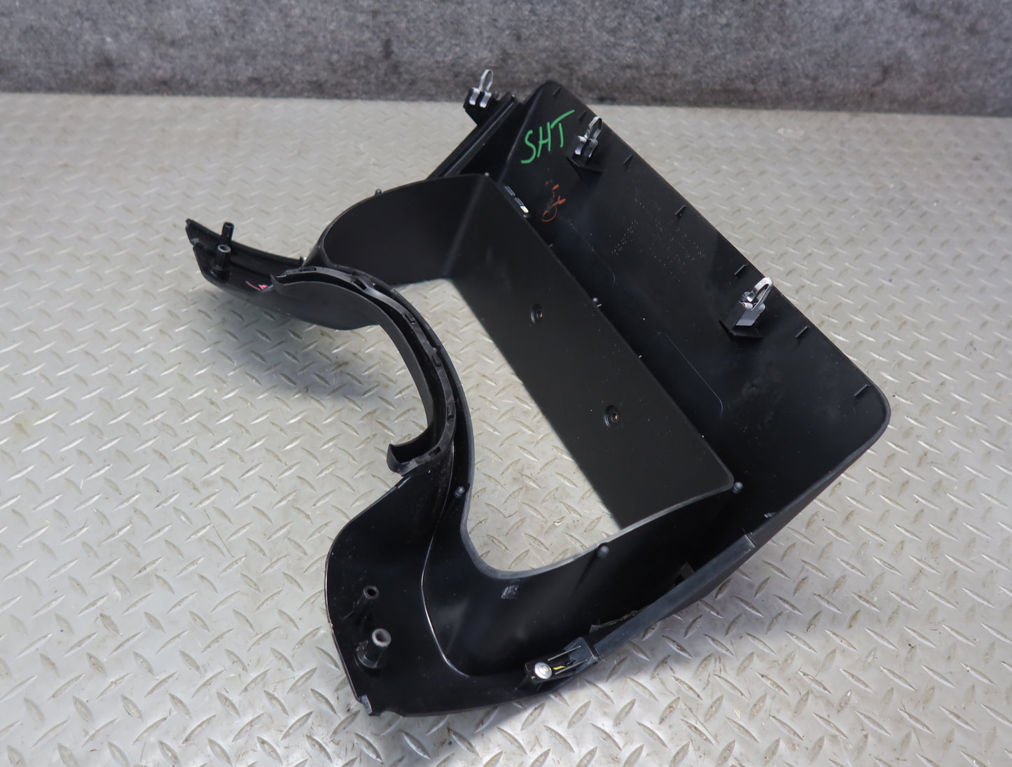 03-07 Hummer H2 Dash Instrument Cluster Speedometer Bezel Trim Panel 15177439