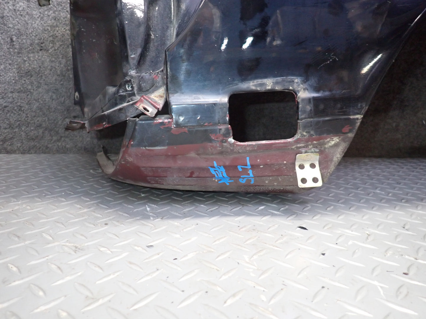73-89 Mercedes R107 560SL Front Left Fender Shell Cover Panel Black OEM
