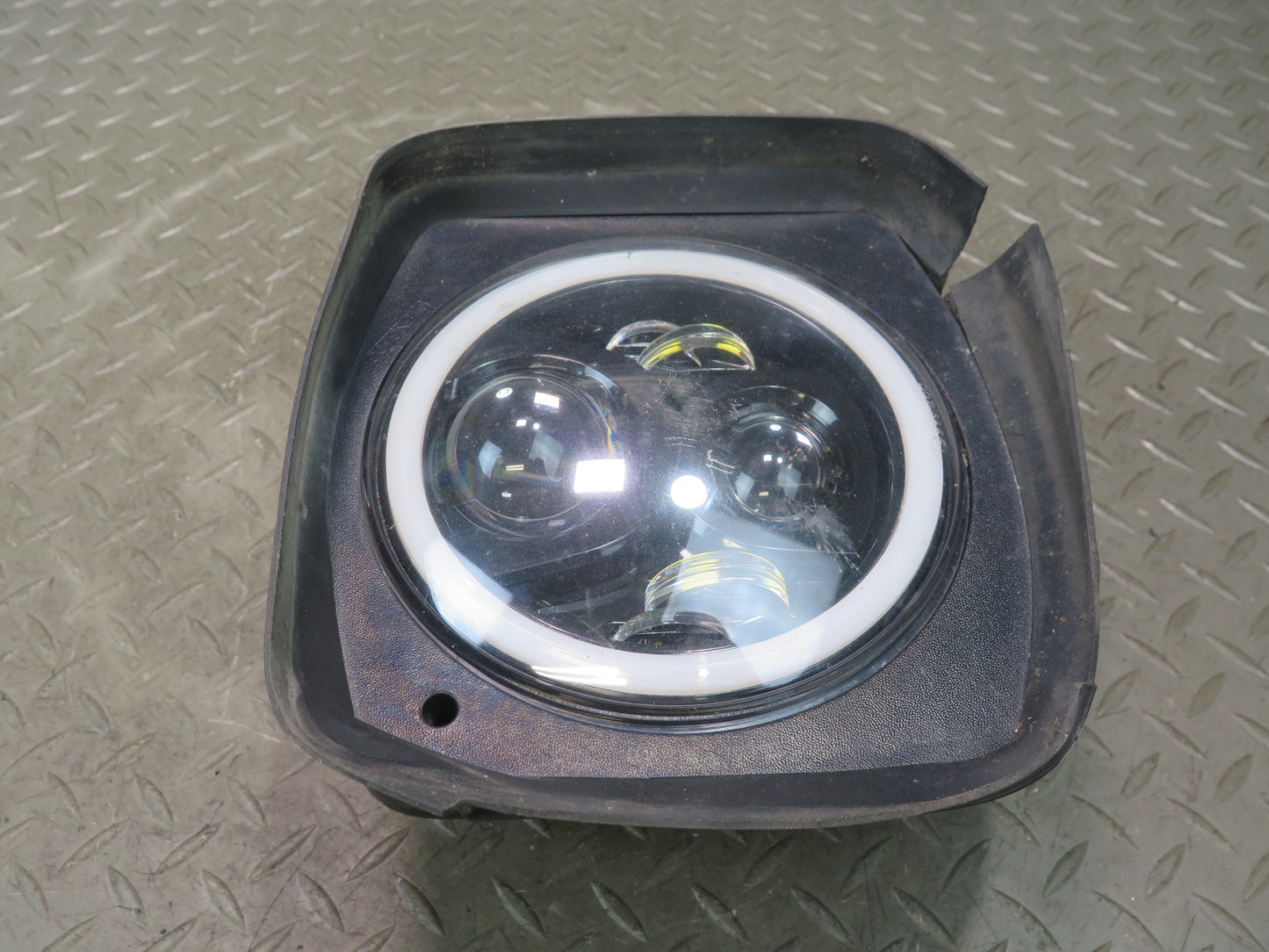 2003-2007 Hummer H2 Front Left & Right Aftermarket LED Headlight Lamp Set of 2