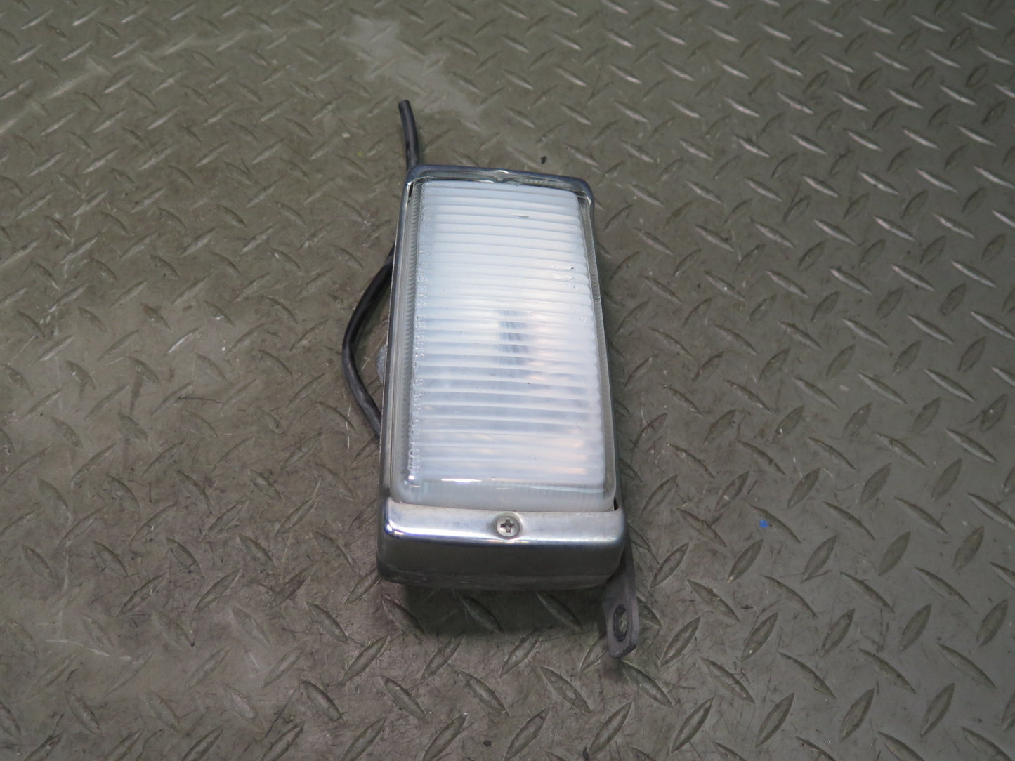 73-89 Mercedes R107 560SL Set of 2 Front Left & Right Fog Light Lamp OEM