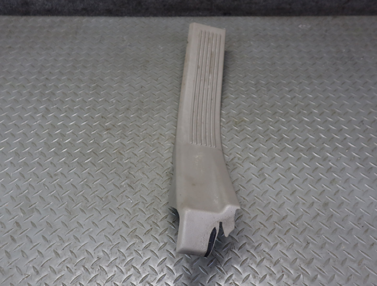 2003-2007 Hummer H2 Rear Left & Right Door Scuff Sill Plate Trim Panel Set of 2