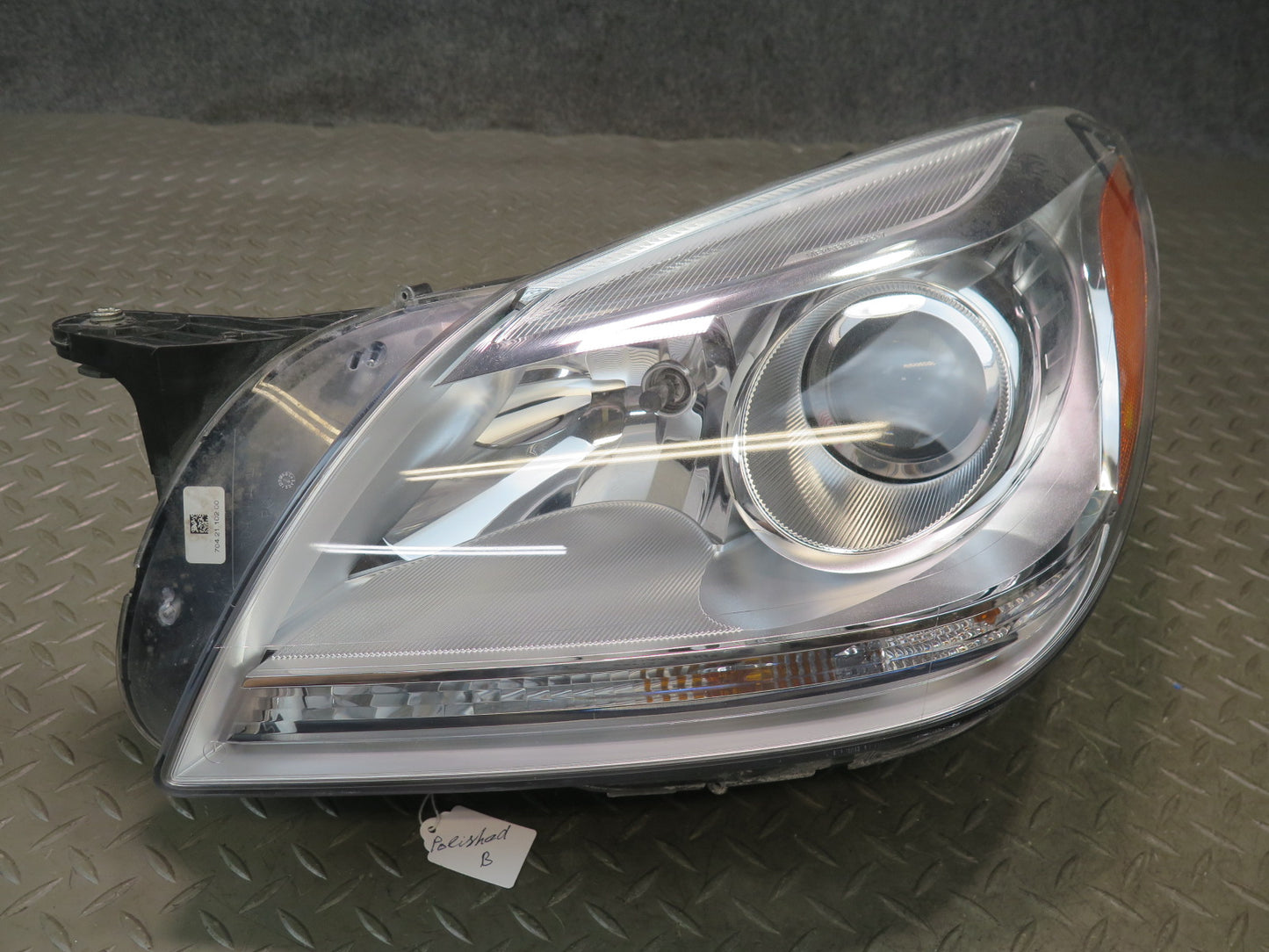 2012-2016 Mercedes R172 SLK Front Left Driver Side Halogen Headlight Lamp