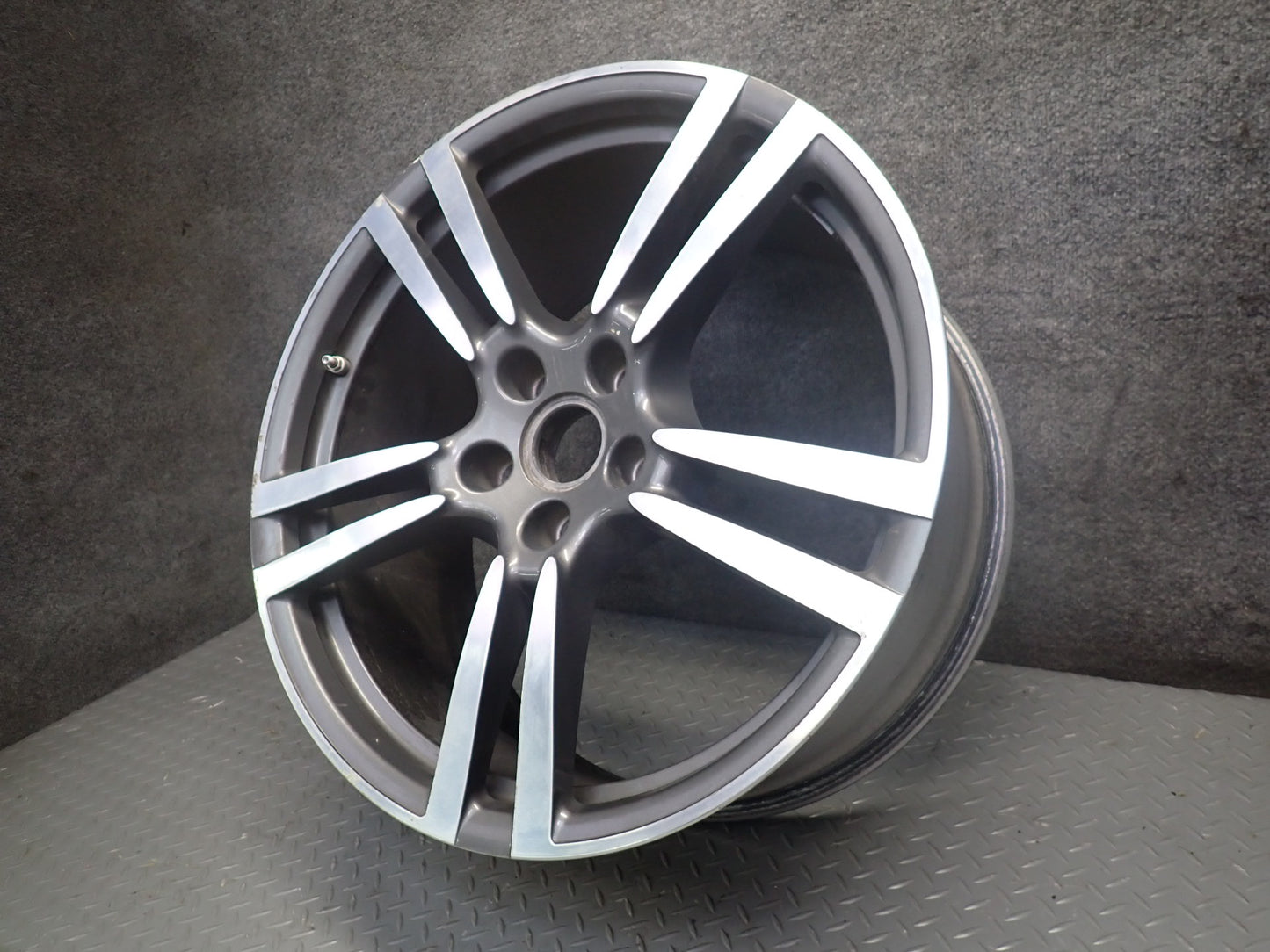 2011-2018 Porsche Cayenne 958 Alloy R21" Wheel Rim 21x10J ET50 7P5601025M