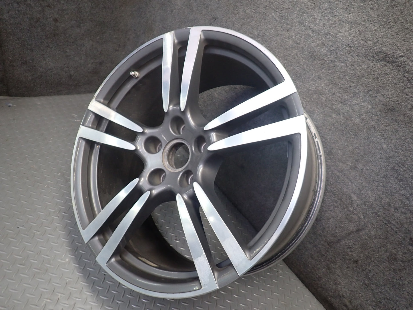 2011-2018 Porsche Cayenne 958 Alloy R21" Wheel Rim 21x10J ET50 7P5601025M
