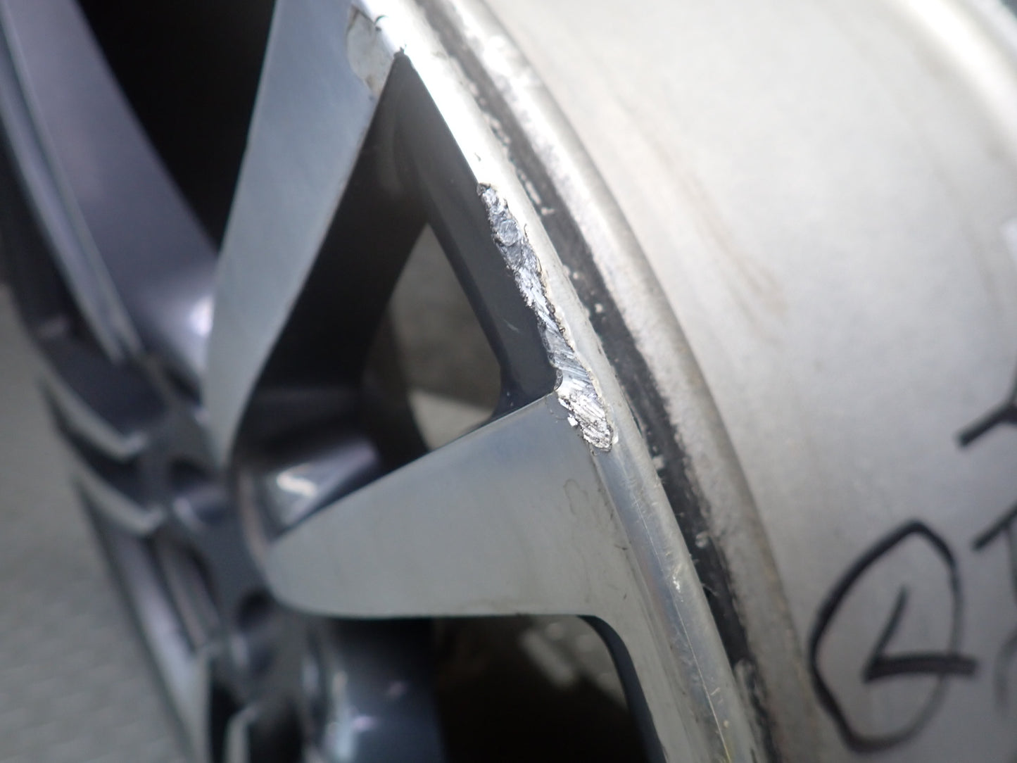 2011-2018 Porsche Cayenne 958 Alloy R21" Wheel Rim 21x10J ET50 7P5601025M