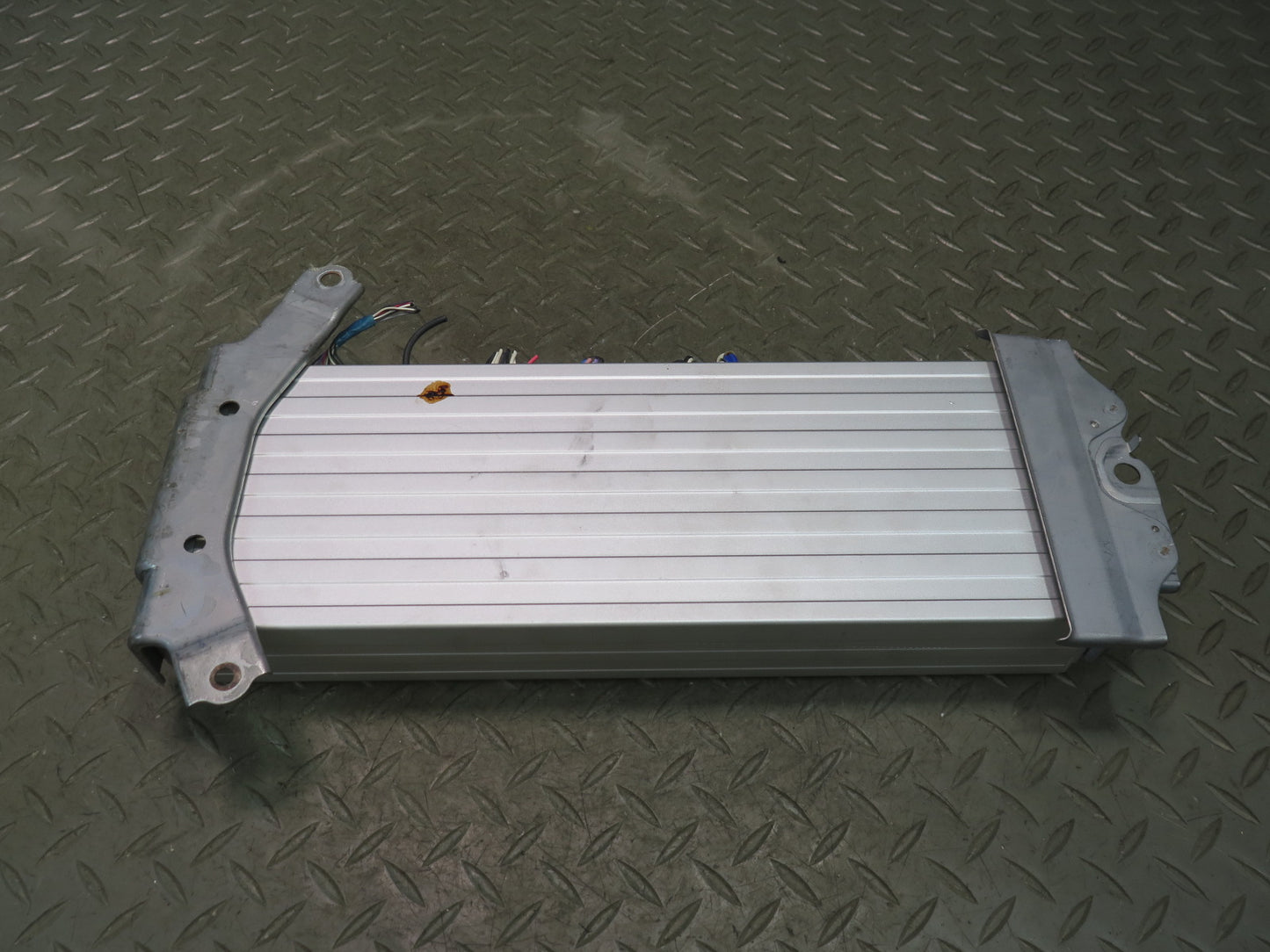 2008-2010 Lexus URJ201L LX570 Mark Levinson Audio Amplifier AMP 86280-0W190
