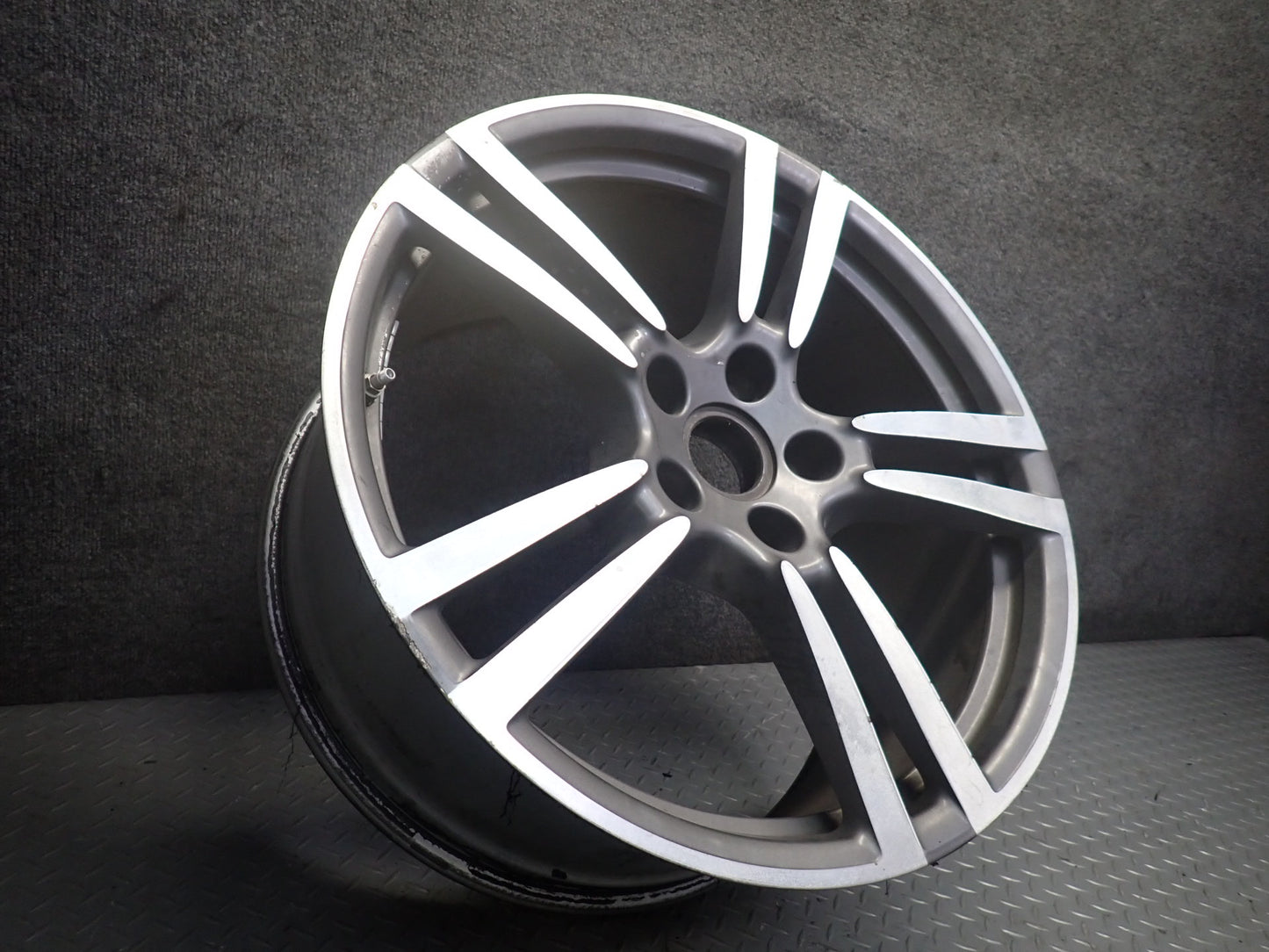 2011-2018 Porsche Cayenne 958 Alloy R21" Wheel Rim 21x10J ET50 7P5601025M