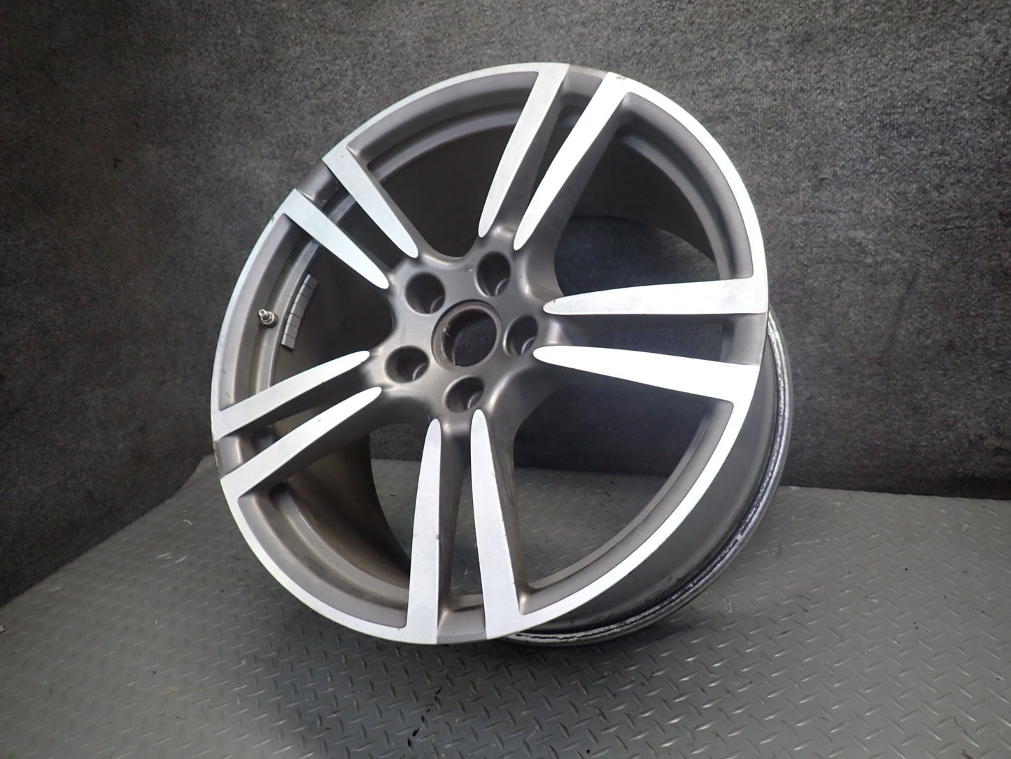 2011-2018 Porsche Cayenne 958 Alloy R21" Wheel Rim 21x10J ET50 7P5601025M