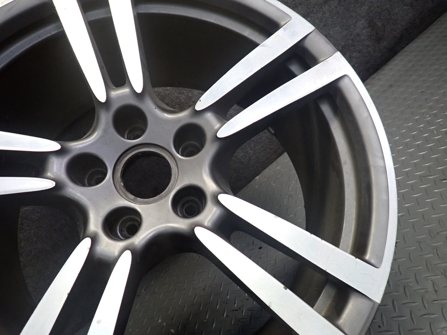 2011-2018 Porsche Cayenne 958 Alloy R21" Wheel Rim 21x10J ET50 7P5601025M