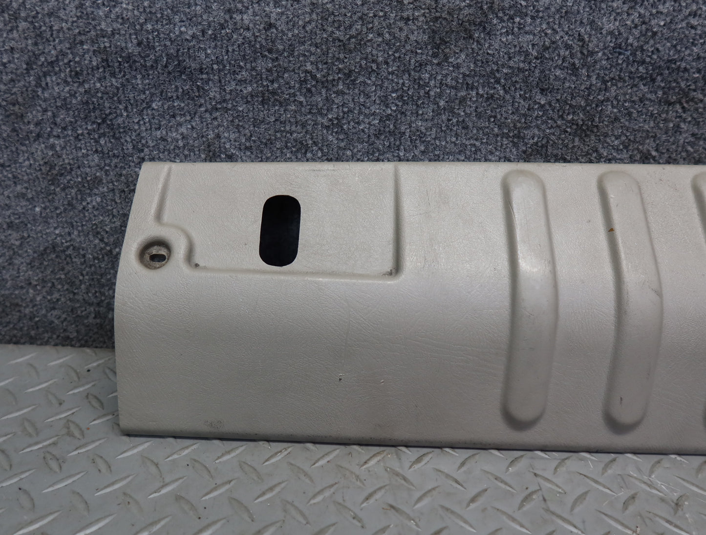 2003-2007 Hummer H2 Rear Trunk Tailgate Liftgate Scuff Sill Plate Trim Panel