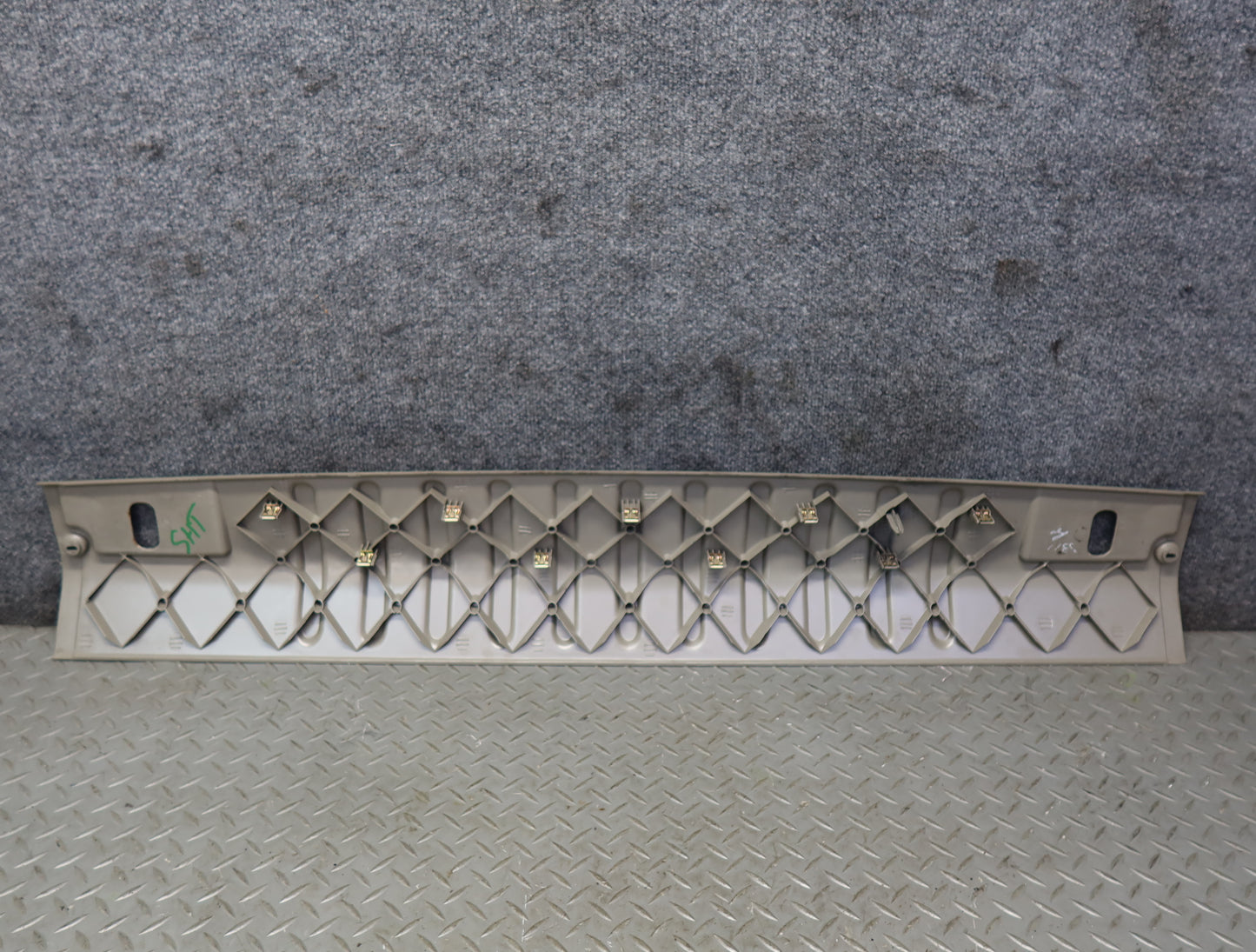 2003-2007 Hummer H2 Rear Trunk Tailgate Liftgate Scuff Sill Plate Trim Panel