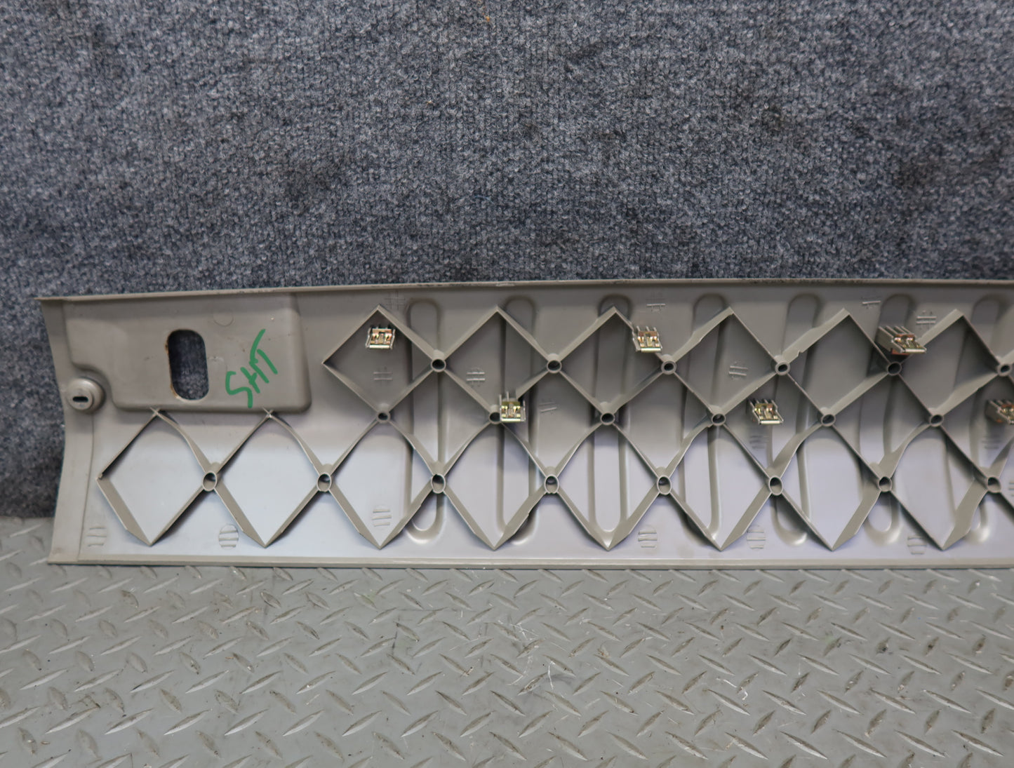 2003-2007 Hummer H2 Rear Trunk Tailgate Liftgate Scuff Sill Plate Trim Panel