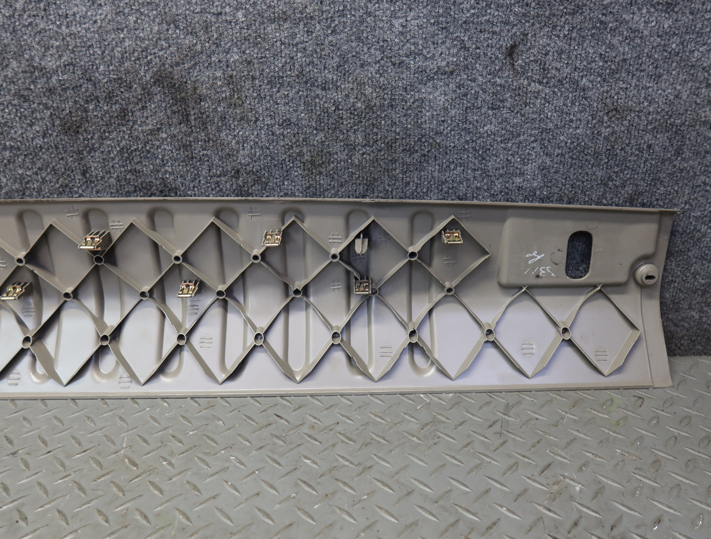 2003-2007 Hummer H2 Rear Trunk Tailgate Liftgate Scuff Sill Plate Trim Panel