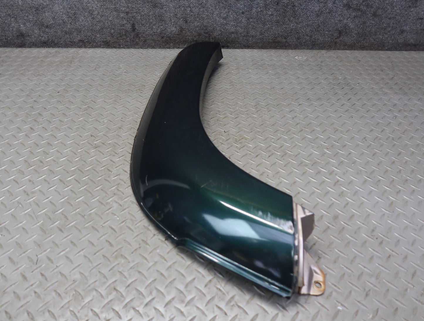 1996-1997 Lexus FZJ80L LX450 Rear Right Wheel Arch Flare Molding Trim Green