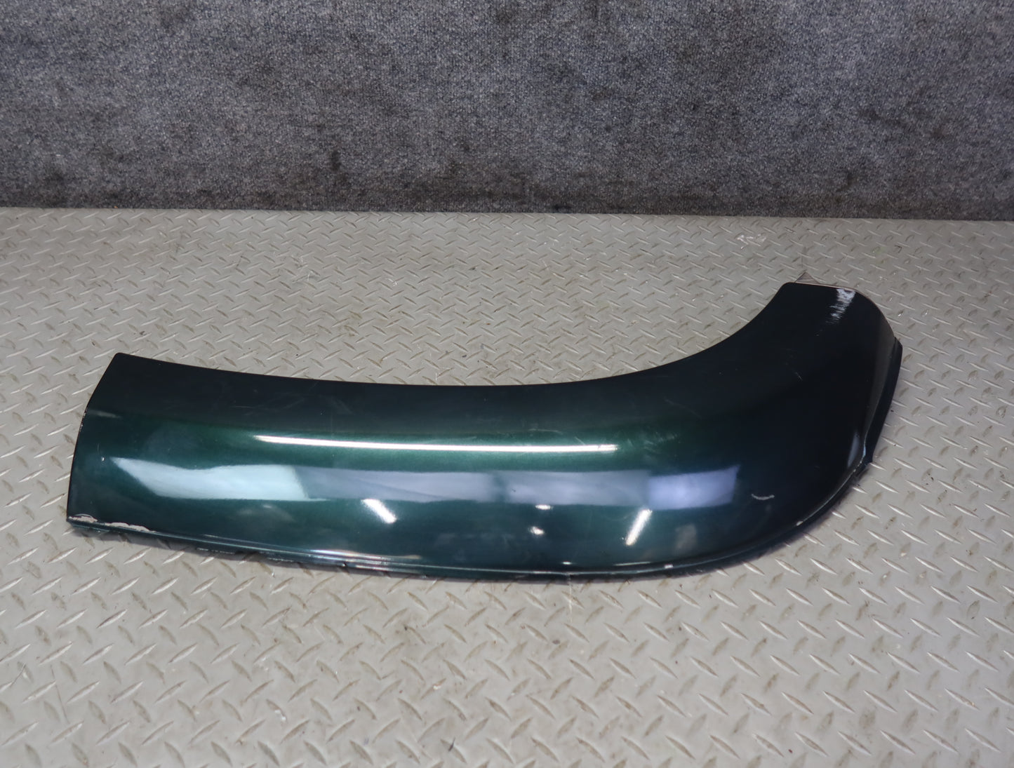1996-1997 Lexus FZJ80L LX450 Rear Right Wheel Arch Flare Molding Trim Green