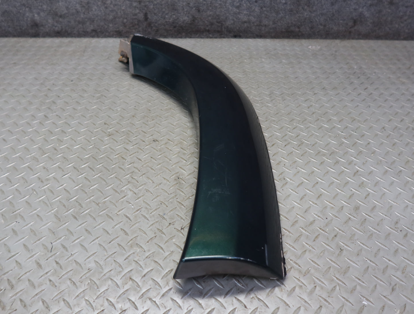 1996-1997 Lexus FZJ80L LX450 Rear Right Wheel Arch Flare Molding Trim Green